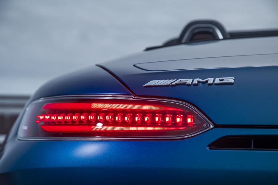 Детали экстерьера Mercedes-AMG GT C Roadster (R190) 2019 года  (NA) (фото 8 из 42)
